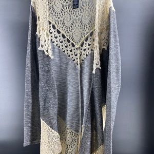 Detailed Cardigan